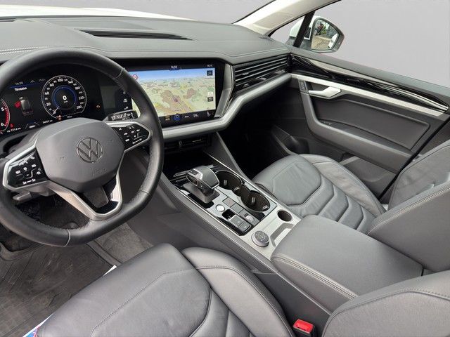 Volkswagen Touareg 3.0 TDI 4MOTION - Samsaru's Car Outlet