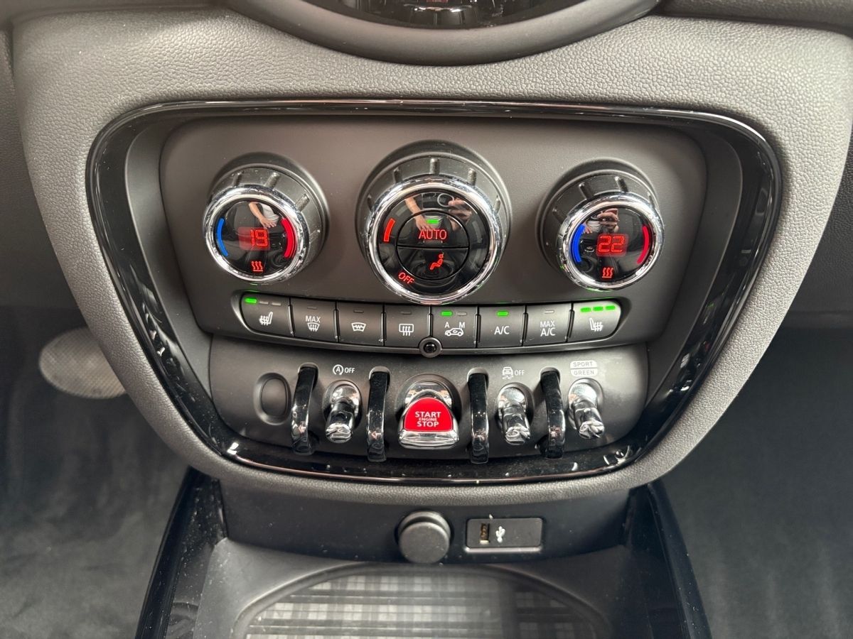 MINI Cooper Clubman Chili Aut. - Samsaru's Car Outlet