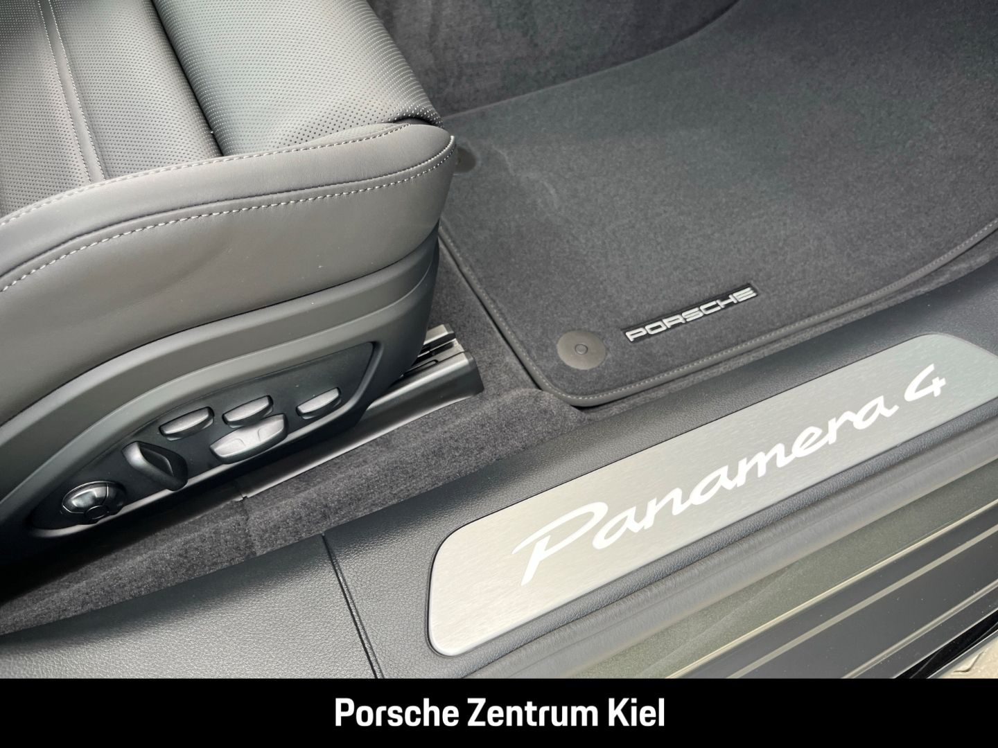Porsche Panamera 4 E-Hybrid HA-Lenkung InnoDrive HUD