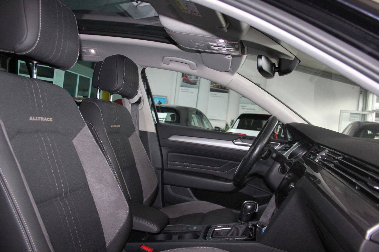 Volkswagen Passat Variant Alltrack/DSG/PANO/AHK/KAME/IQLED