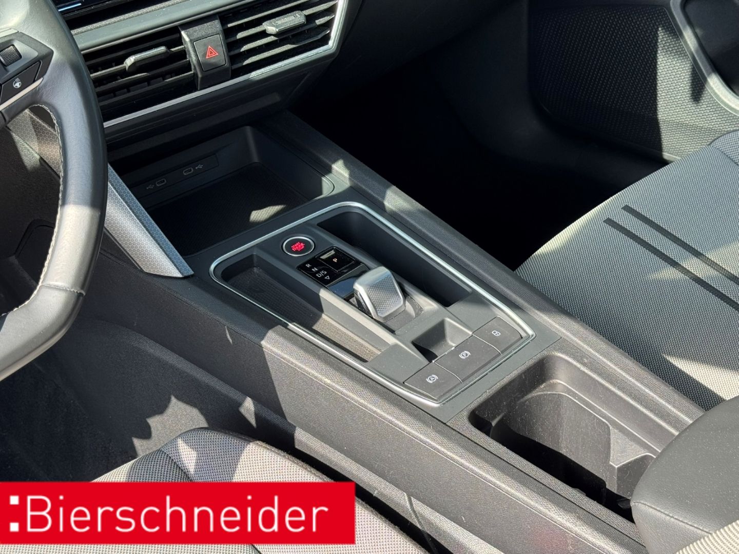 Seat Leon Sportstourer 2.0 TDI DSG Style - Samsaru's Car Outlet