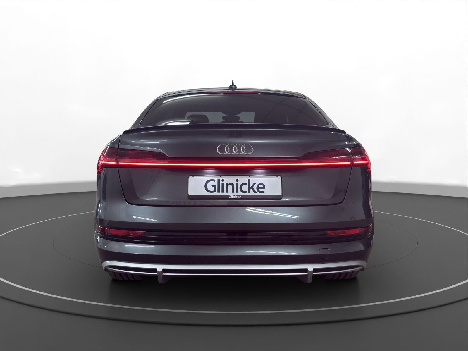 Audi e-tron Sportback 55 qu. S line AHK Pano Matrix L