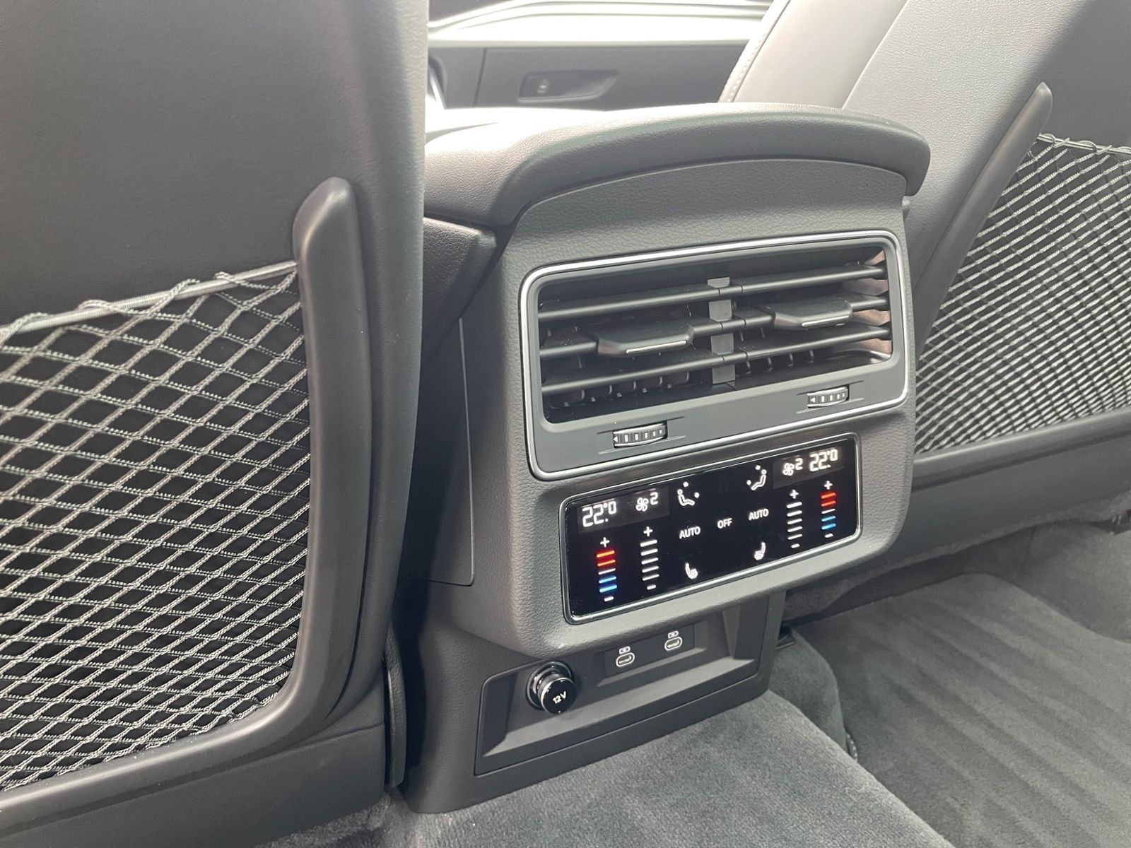 Audi Q7 50 TDI quattro S line Matrix Stdh