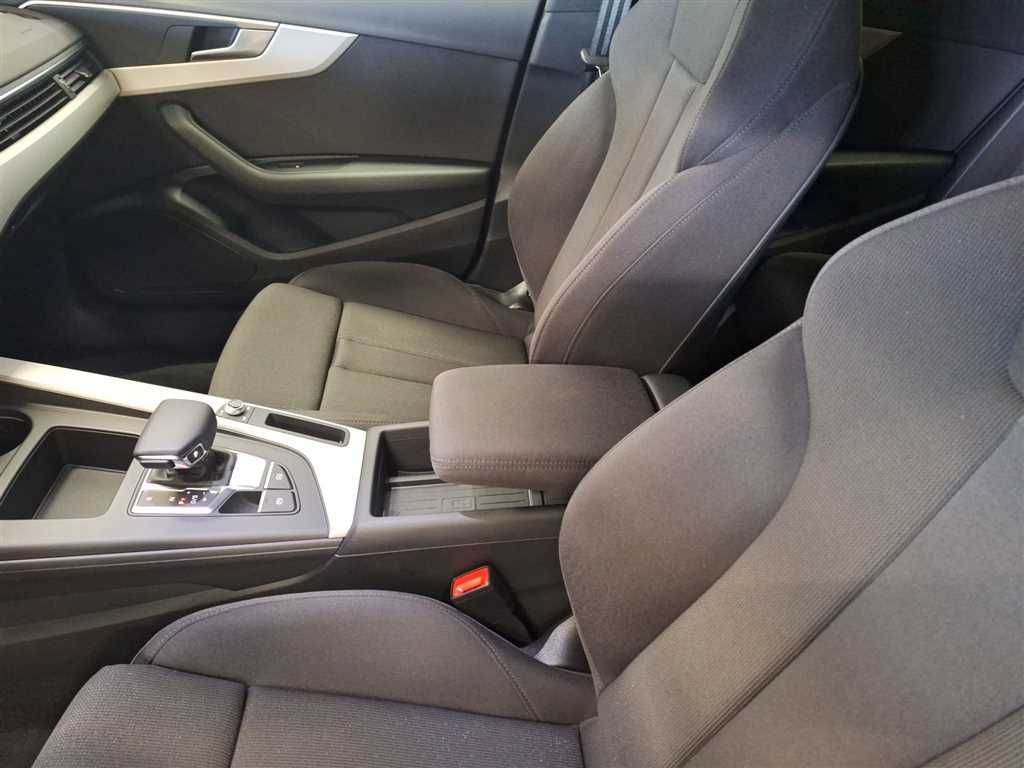 Audi A4 Avant S line 35 2.0 TFSI S-tronic - Samsaru's Car Outlet