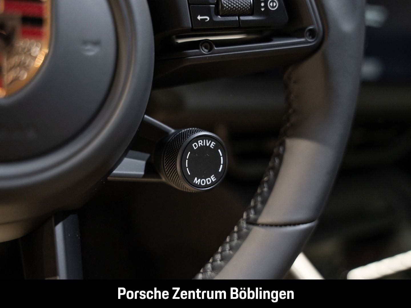 Porsche Macan 4 BOSE Surround-View LED-Matrix Panorama