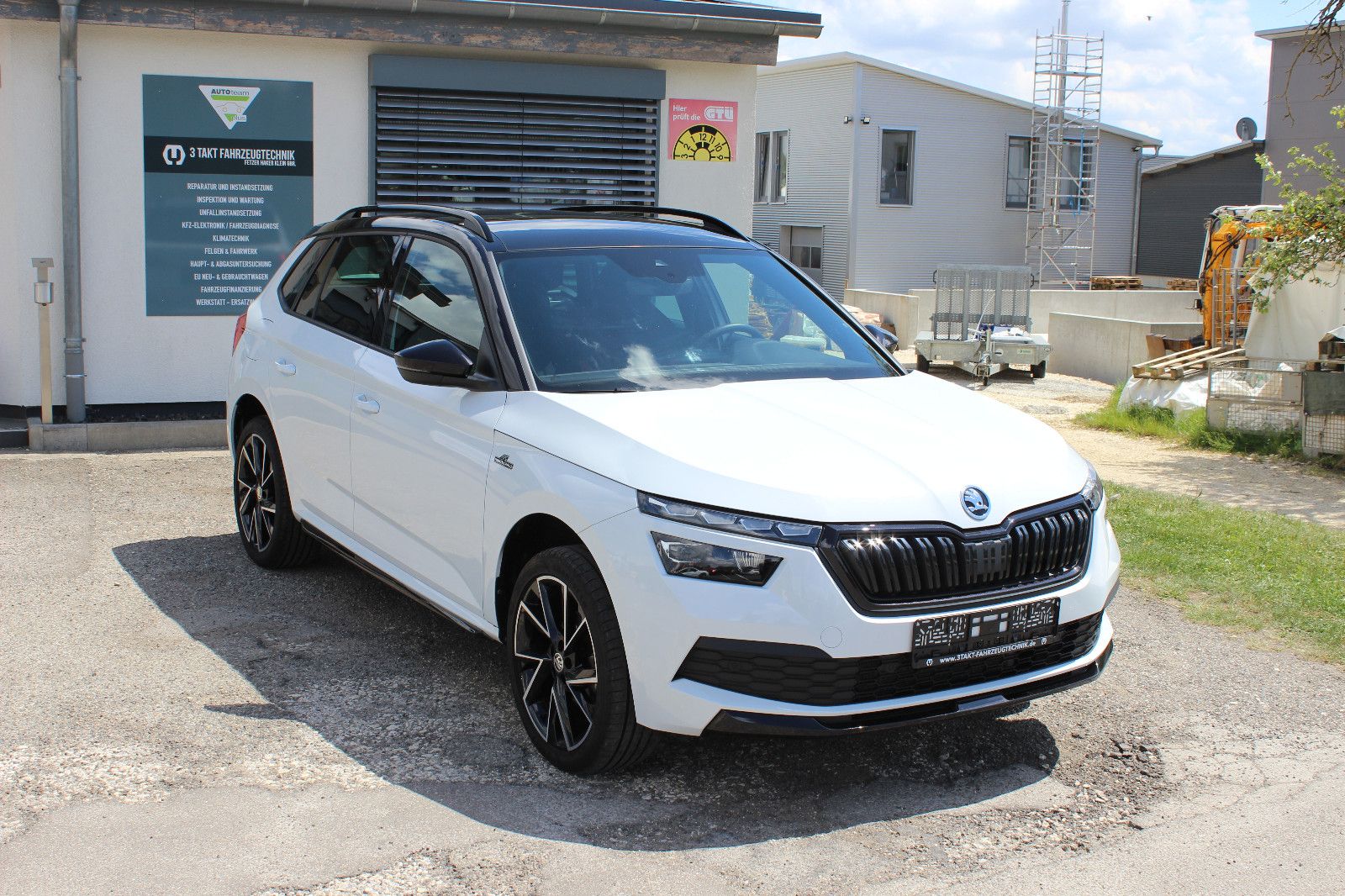 Skoda Kamiq Monte Carlo - Samsaru's Car Outlet