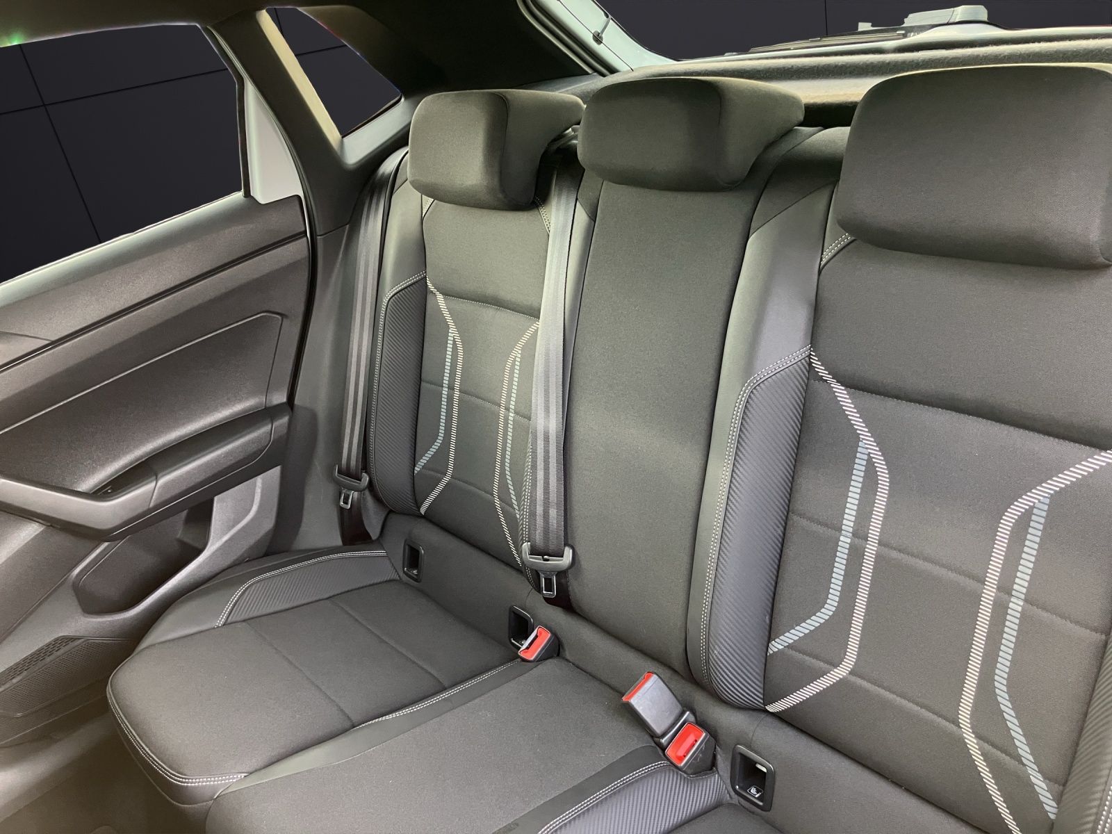 Volkswagen Polo TSI Highline DSG - Samsaru's Car Outlet