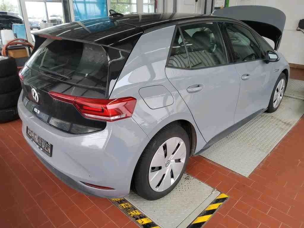 Volkswagen ID.3 Pure Performance - Samsaru's Car Outlet