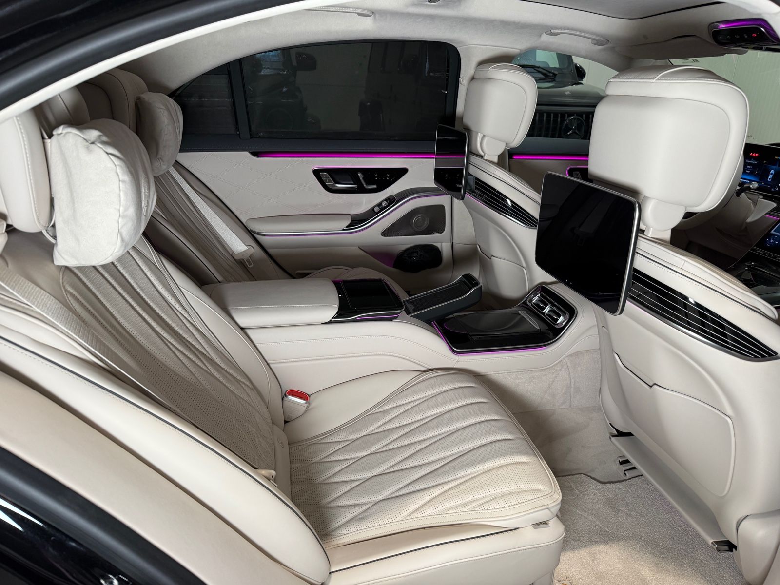 Mercedes-Benz S 63 AMG e 4Matic+ - Samsaru's Car Outlet