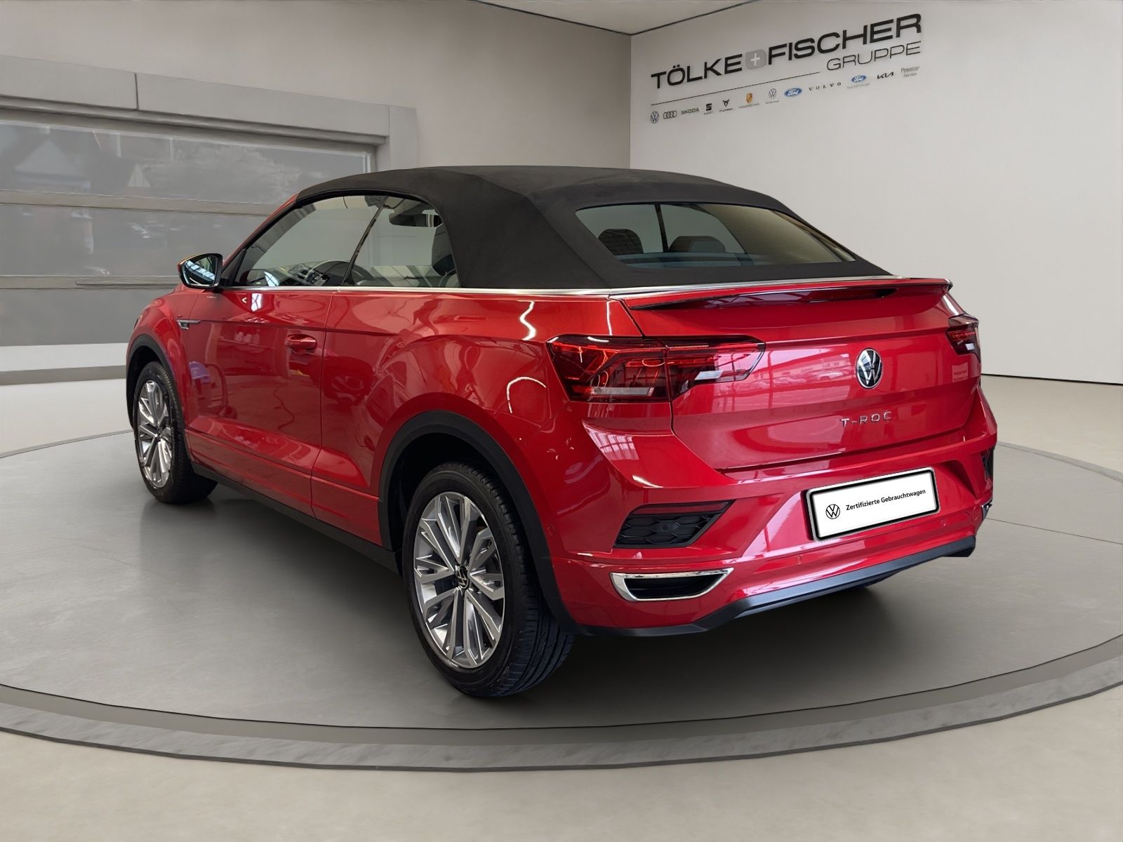 Volkswagen T-Roc R-Line - Samsaru's Car Outlet