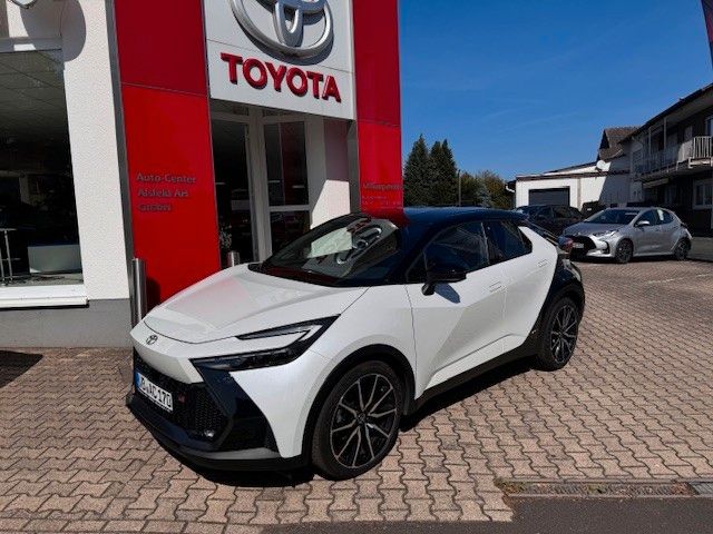 Toyota C-HR Hybrid AWD GR Sport - Samsaru's Car Outlet