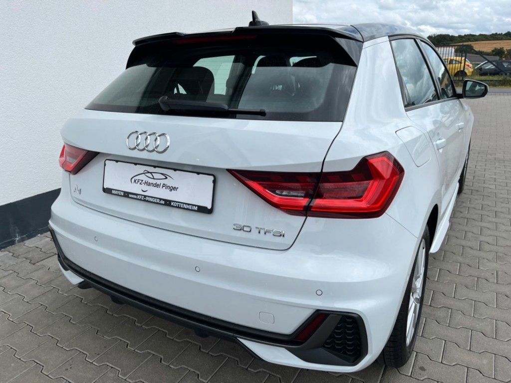 Audi A1 Sportback 30 TFSI S line - Samsaru's Car Outlet