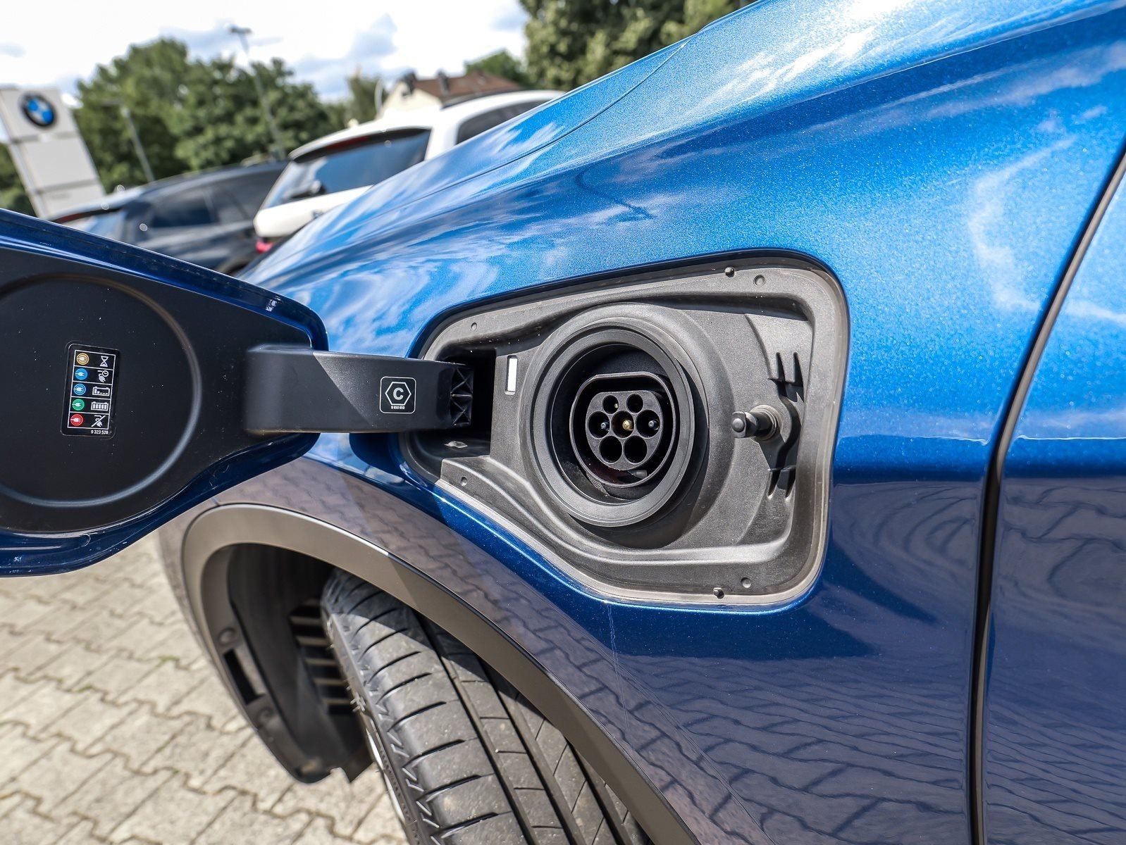 BMW X1 xDrive25e Advantage - Samsaru's Car Outlet