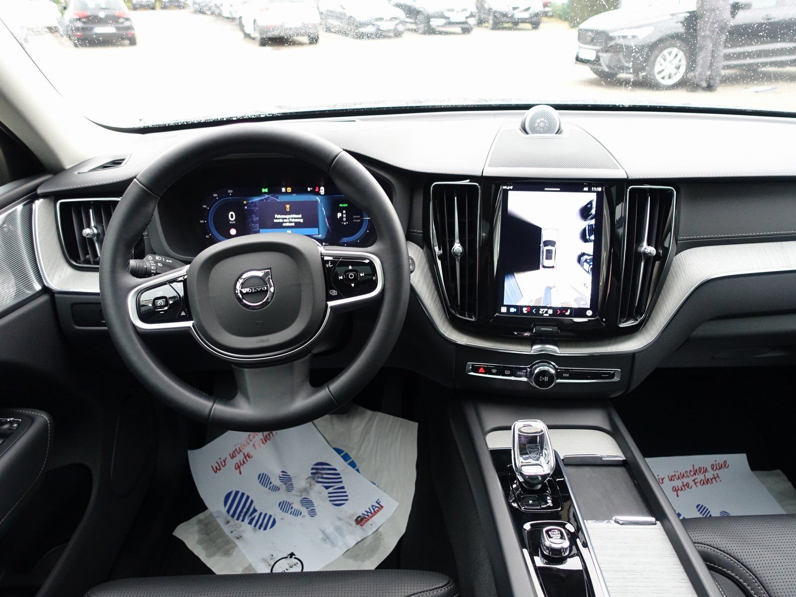 Volvo XC60 Ultra T8 AWD/Massage/Pano/360°/B&W/AHK