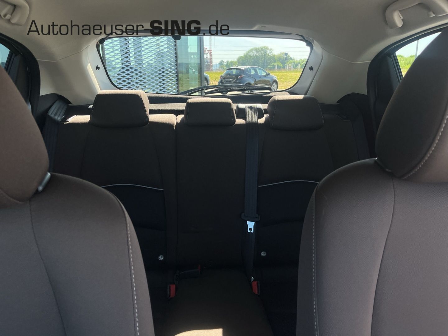 Mazda 2 Exclusive-Line Automatik - Samsaru's Car Outlet