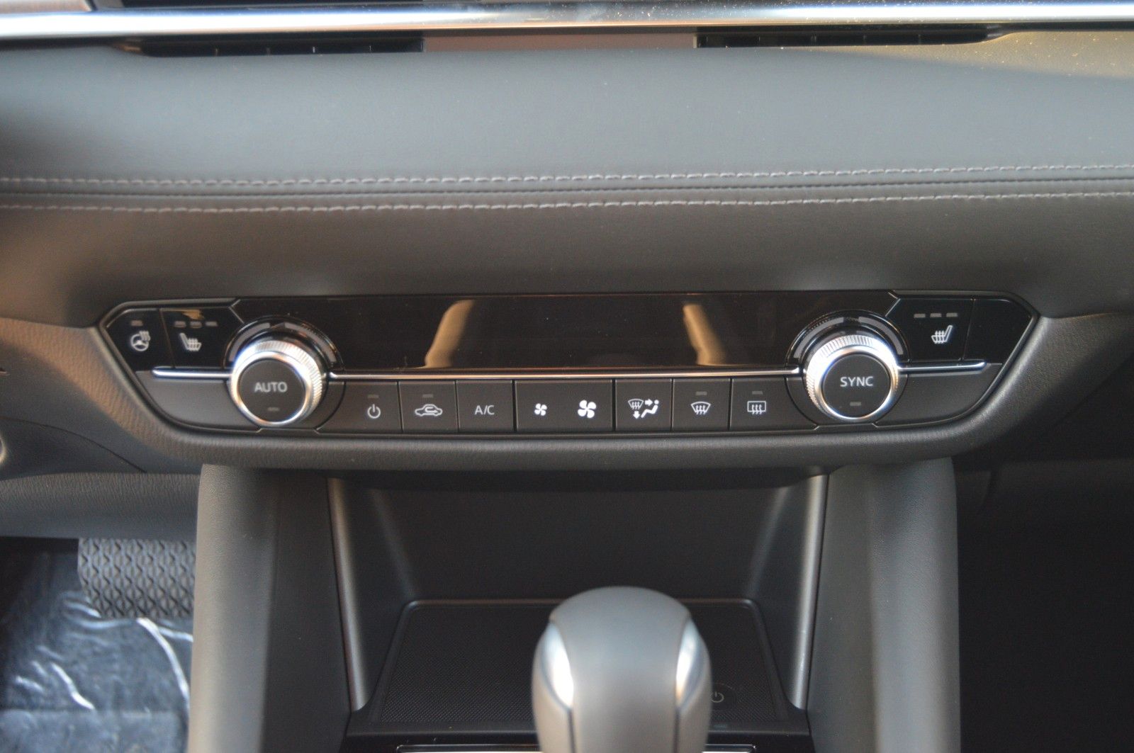 Mazda 6 Limousine Benzin 194PS 6AG Exclusive-Line Navi