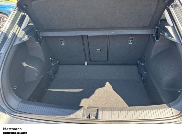 Volkswagen T-Roc Life 1.5 TSI DSG - Samsaru's Car Outlet