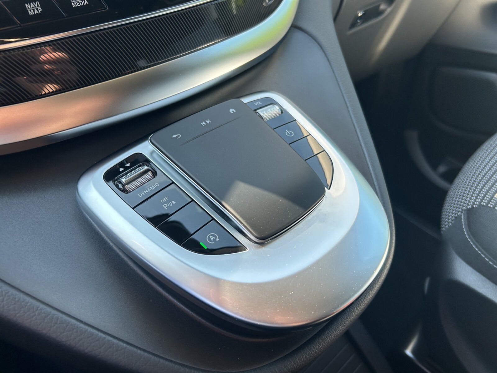 Mercedes-Benz V 220 d EDITION LANG - Samsaru's Car Outlet