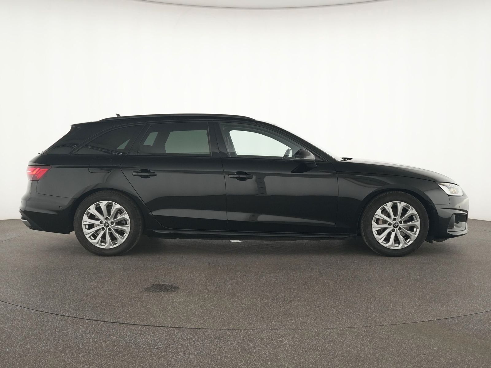 Audi A4 Advanced quattro - Samsaru's Car Outlet