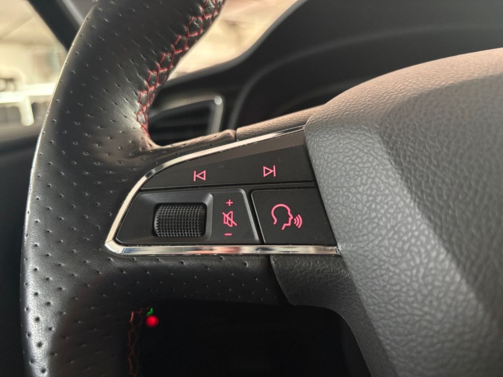 Seat Leon ST FR - Samsaru's Car Outlet