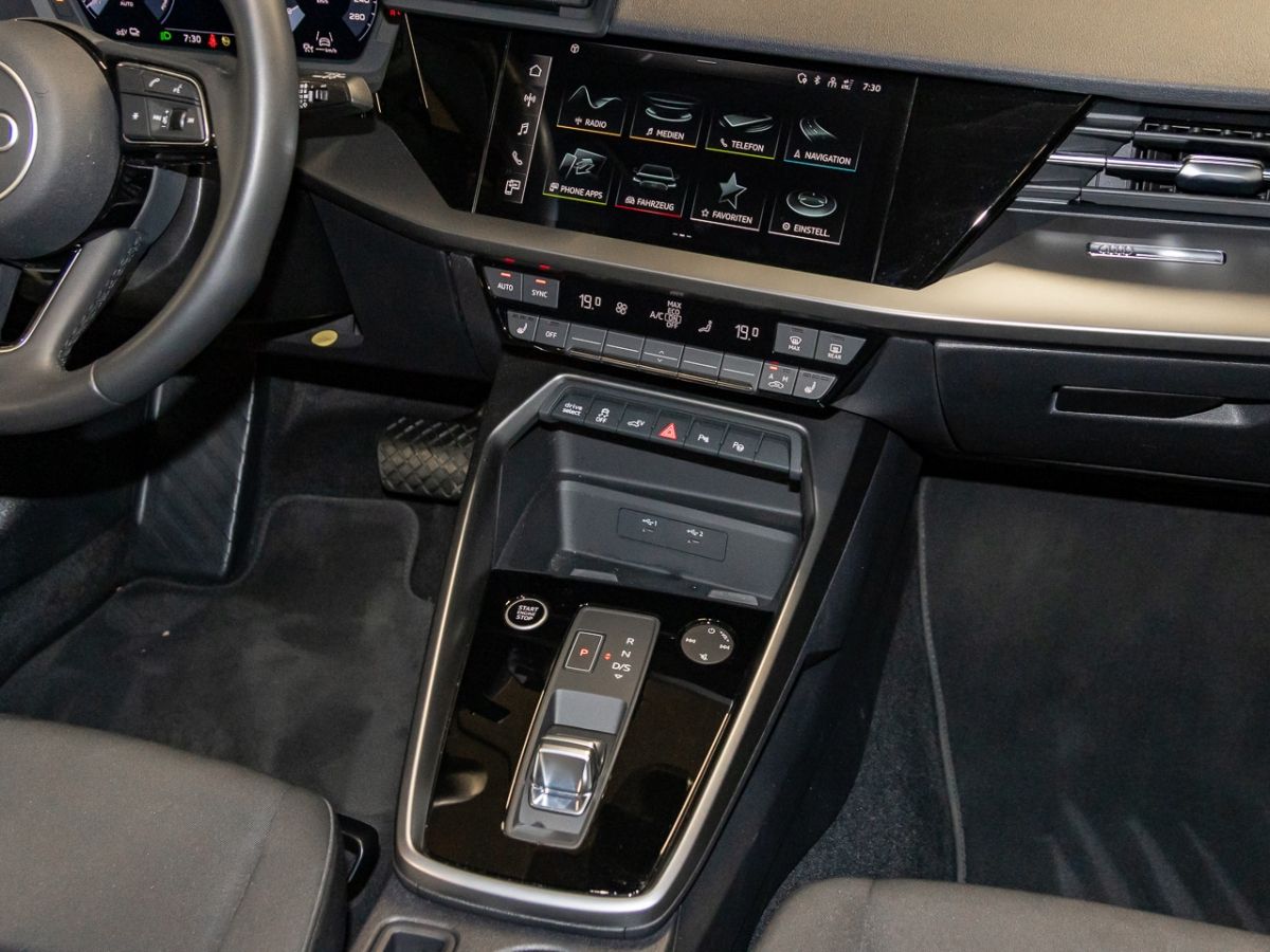 Audi A3 Sportback 40 TFSI e - Samsaru's Car Outlet