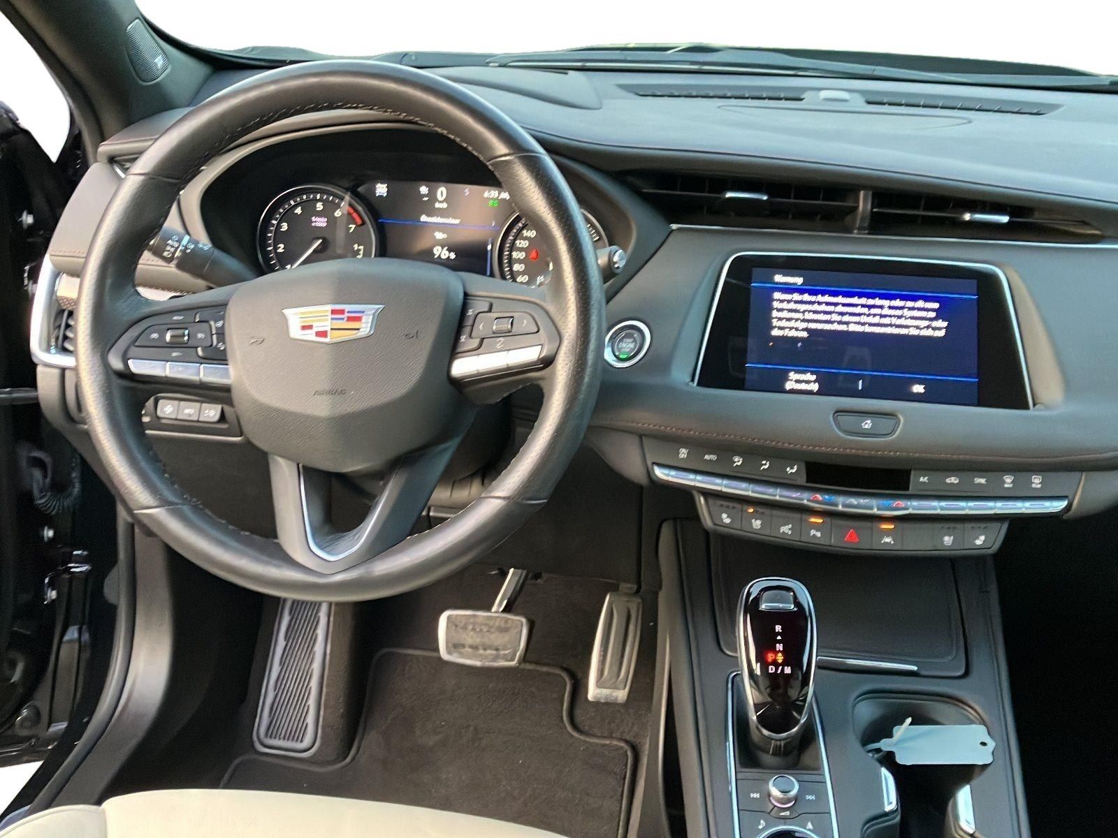 Cadillac XT4 2.0 Sport AWD Panor.Dach+Bose+Navi