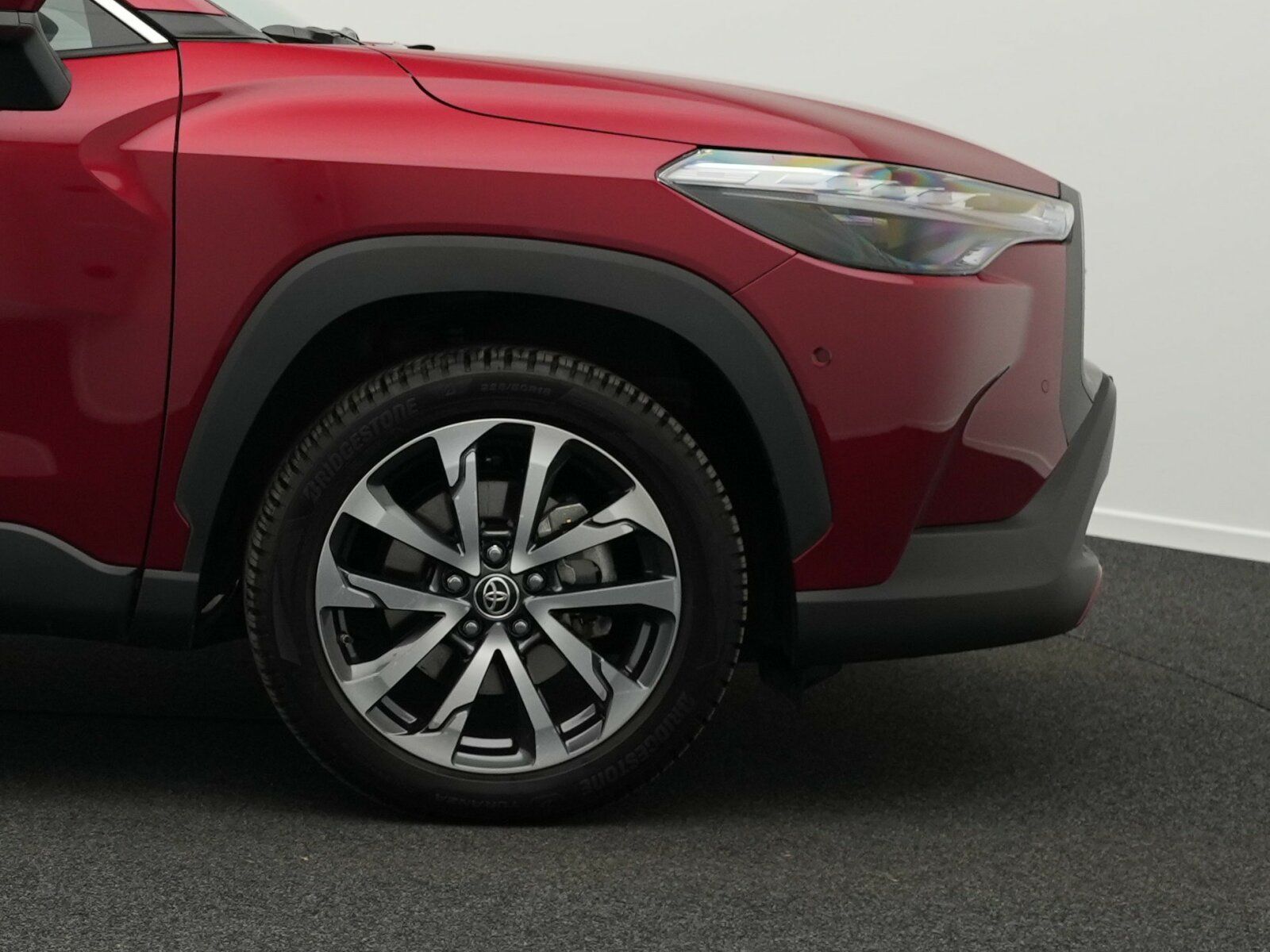 Toyota Corolla Cross 2.0 Hybrid Lounge FWD