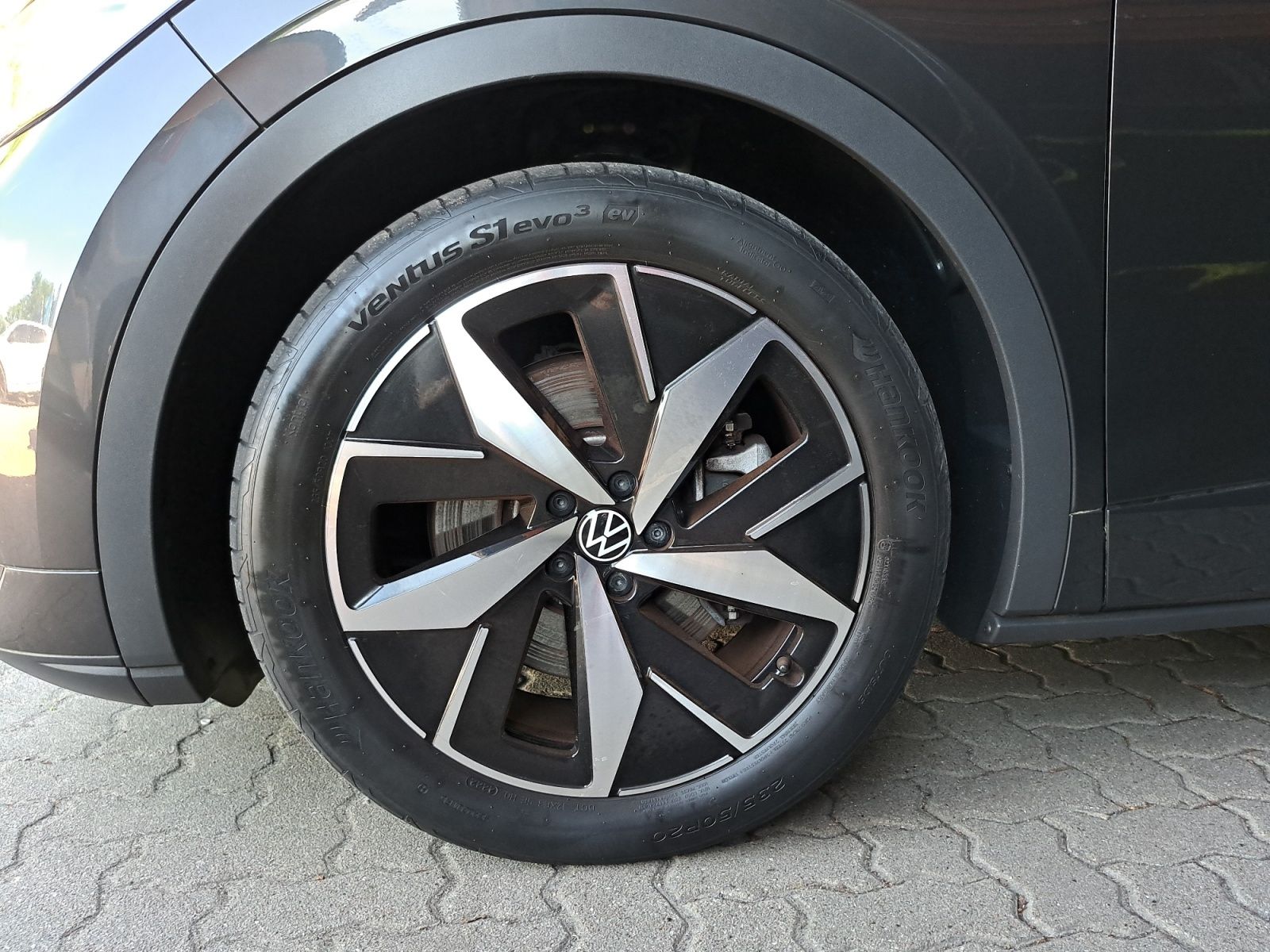 Volkswagen ID.4 GTX 1,99% PANO AHK NAV APP 20" WÄRMEPU DCC