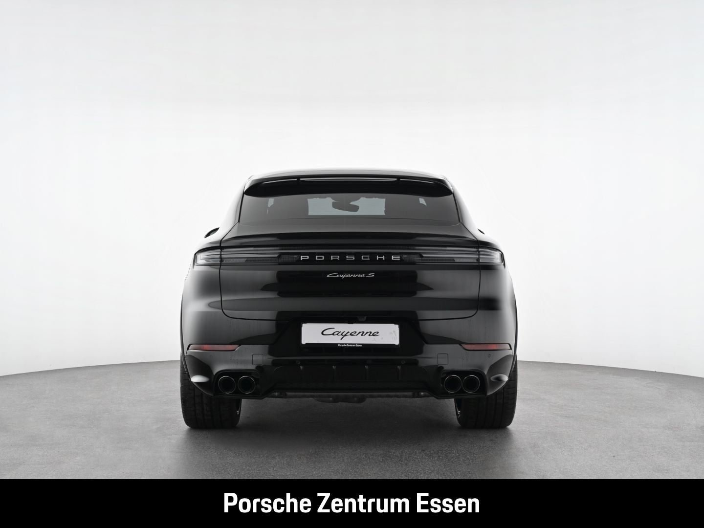Porsche Cayenne S Coupe / Luftfederung Sportabgasanlage