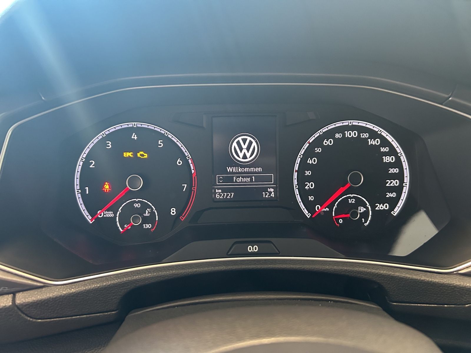 Volkswagen T-Roc 1.5 TSI OPF IQ.DRIVE - Samsaru's Car Outlet