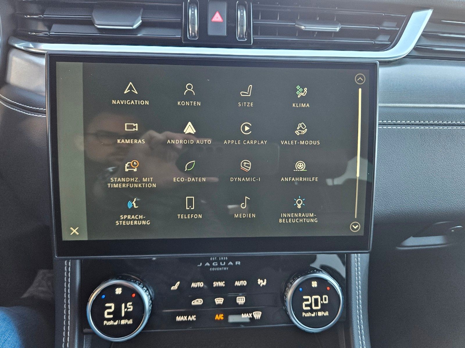 Jaguar F-PACE R-Dynamic SE AWD STDHZG KAM LED