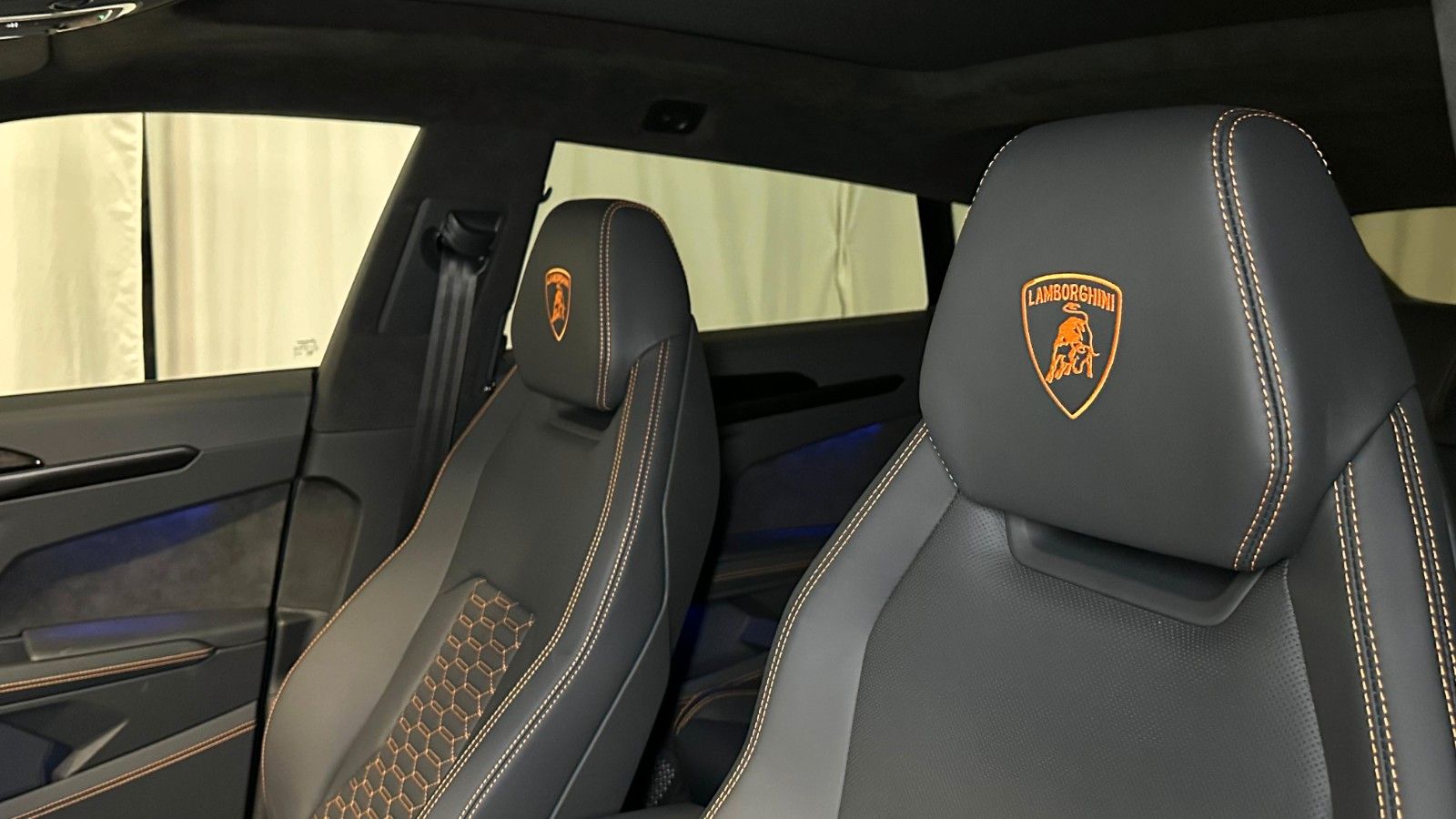 Lamborghini Urus S - Samsaru's Car Outlet