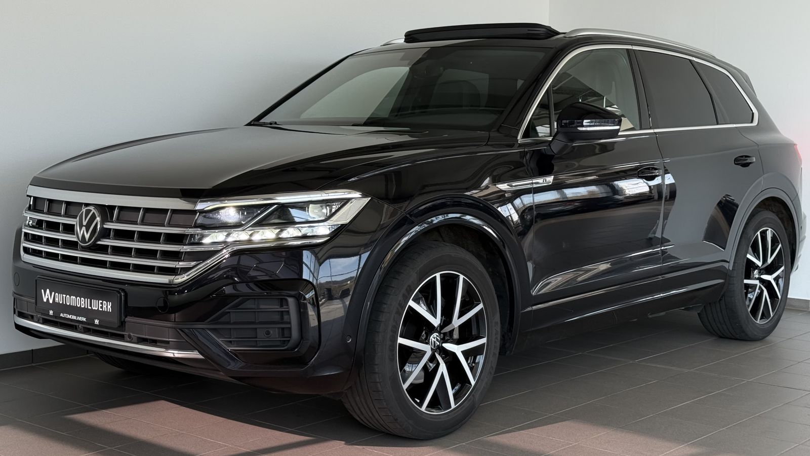 Volkswagen Touareg R-Line 4M |PANO |LUFT |HUD |MATRIX |AHK