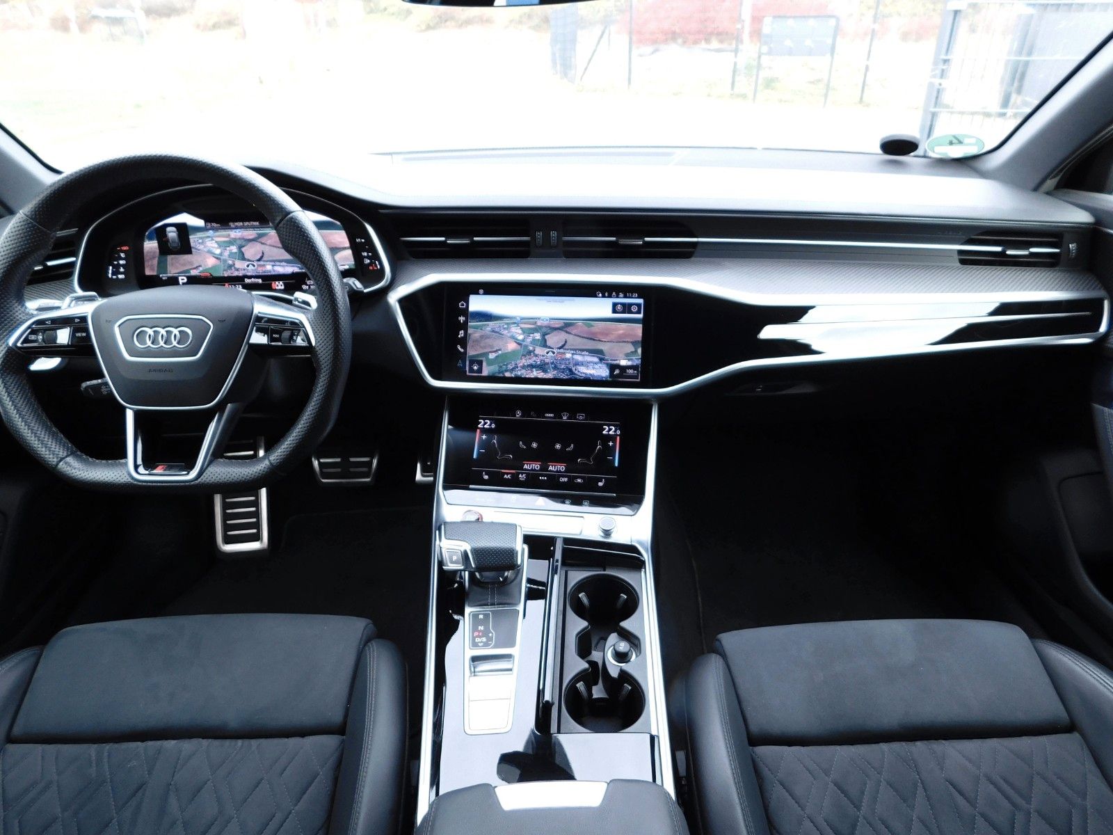 Audi RS6 4.0 DYNAMIK HUD PANO LASER B&O 22 Zoll