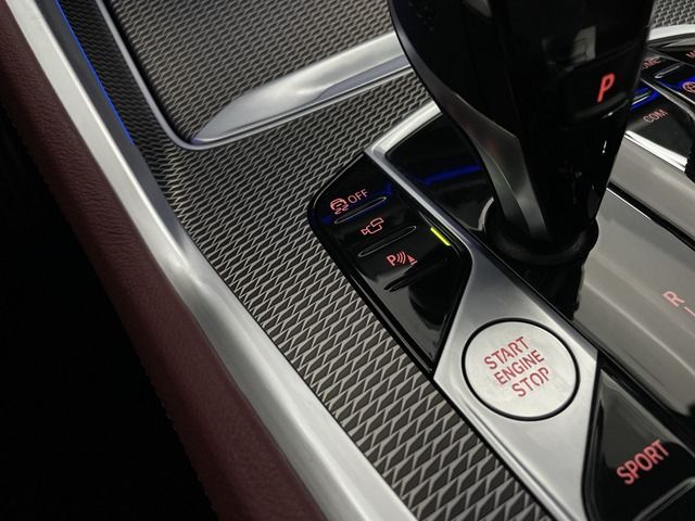 BMW X6 xDrive 40d M SPORT PANO-SKY+22Z+360+MASSAGE+