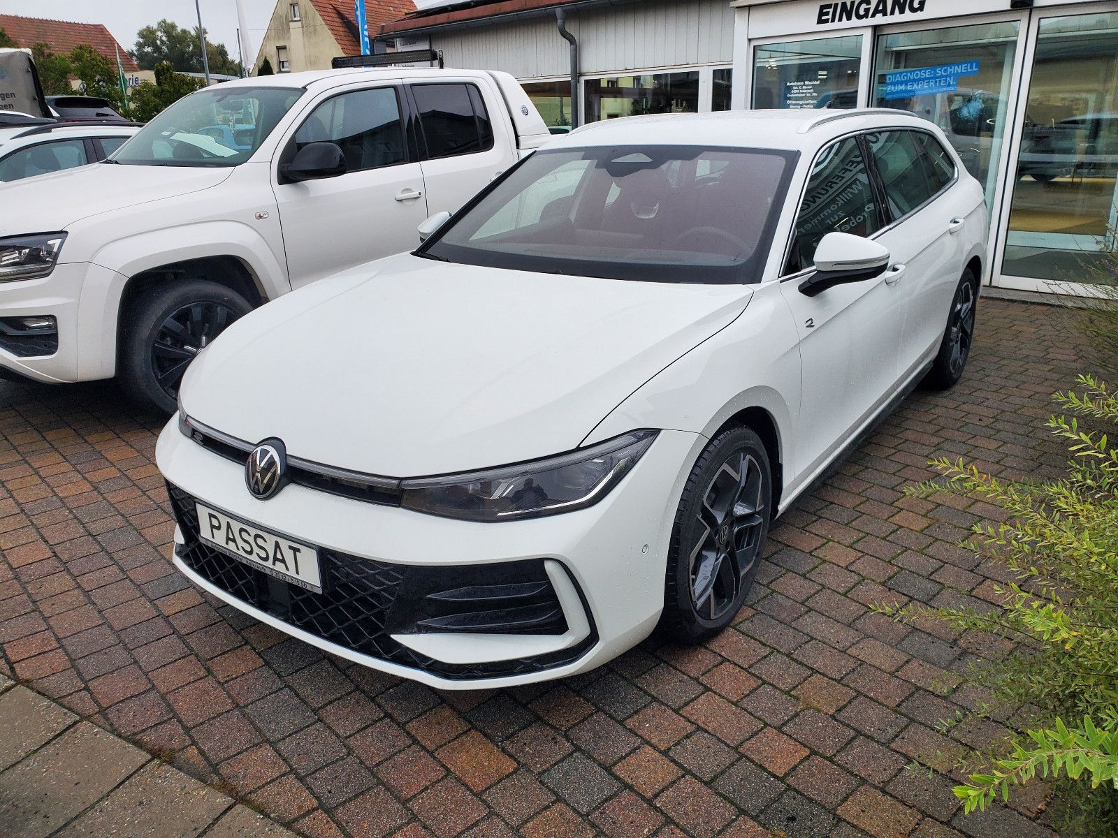 Volkswagen Passat Variant 2.0 TDI 4Mot.R-Line*AHZV*DCC*Voll