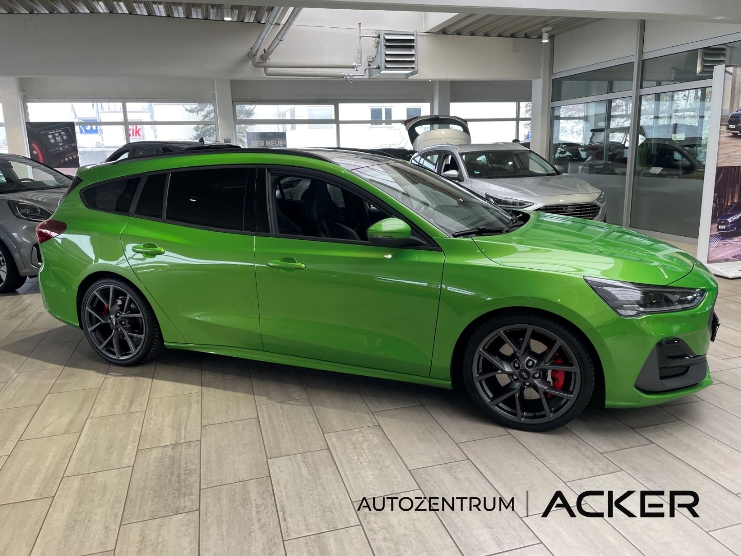 Ford Focus ST X Turnier 2.3 AT Pano/aAHK/ACC -34%*