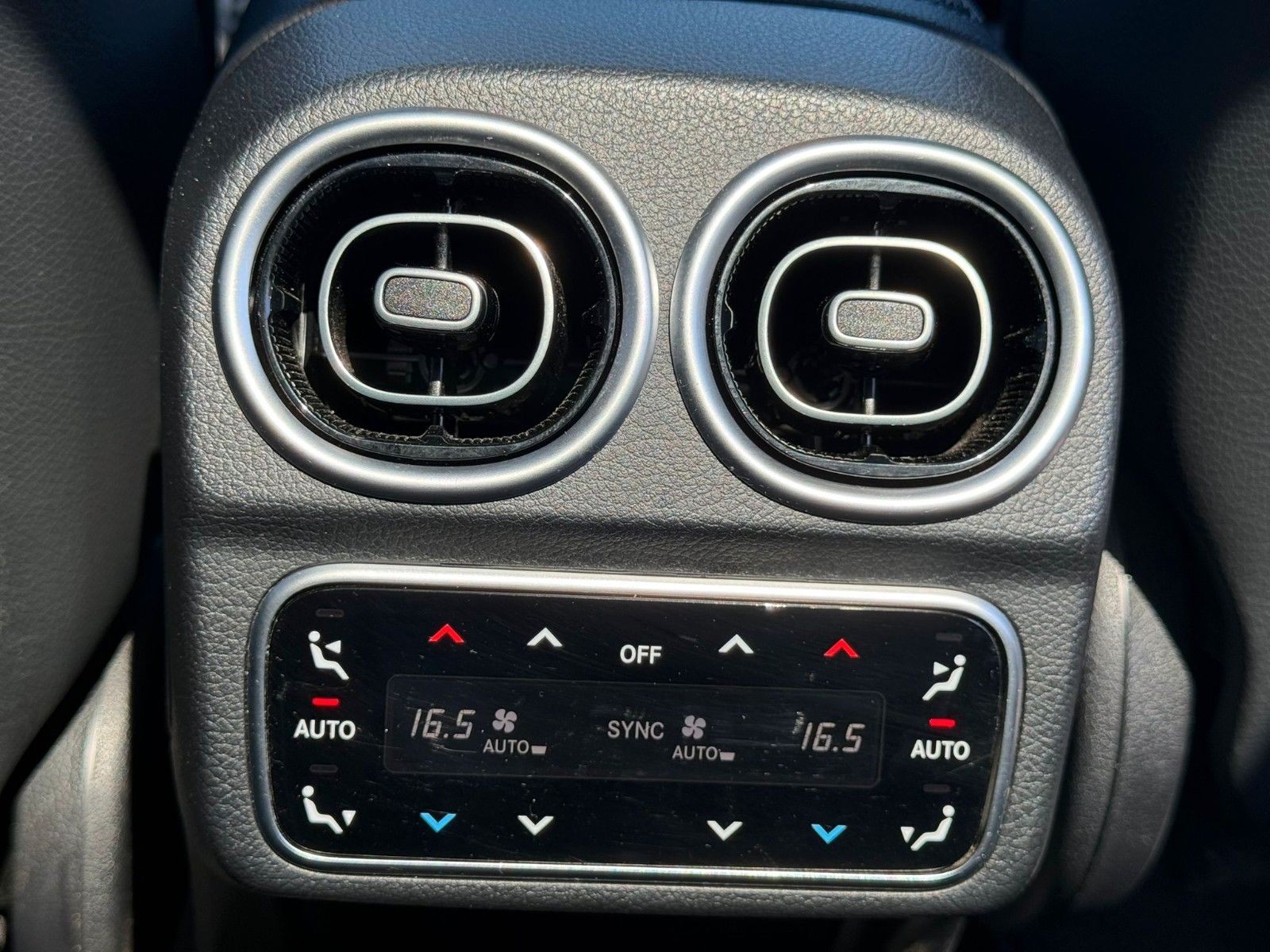 Mercedes-Benz C 300d 4M AMG - Samsaru's Car Outlet