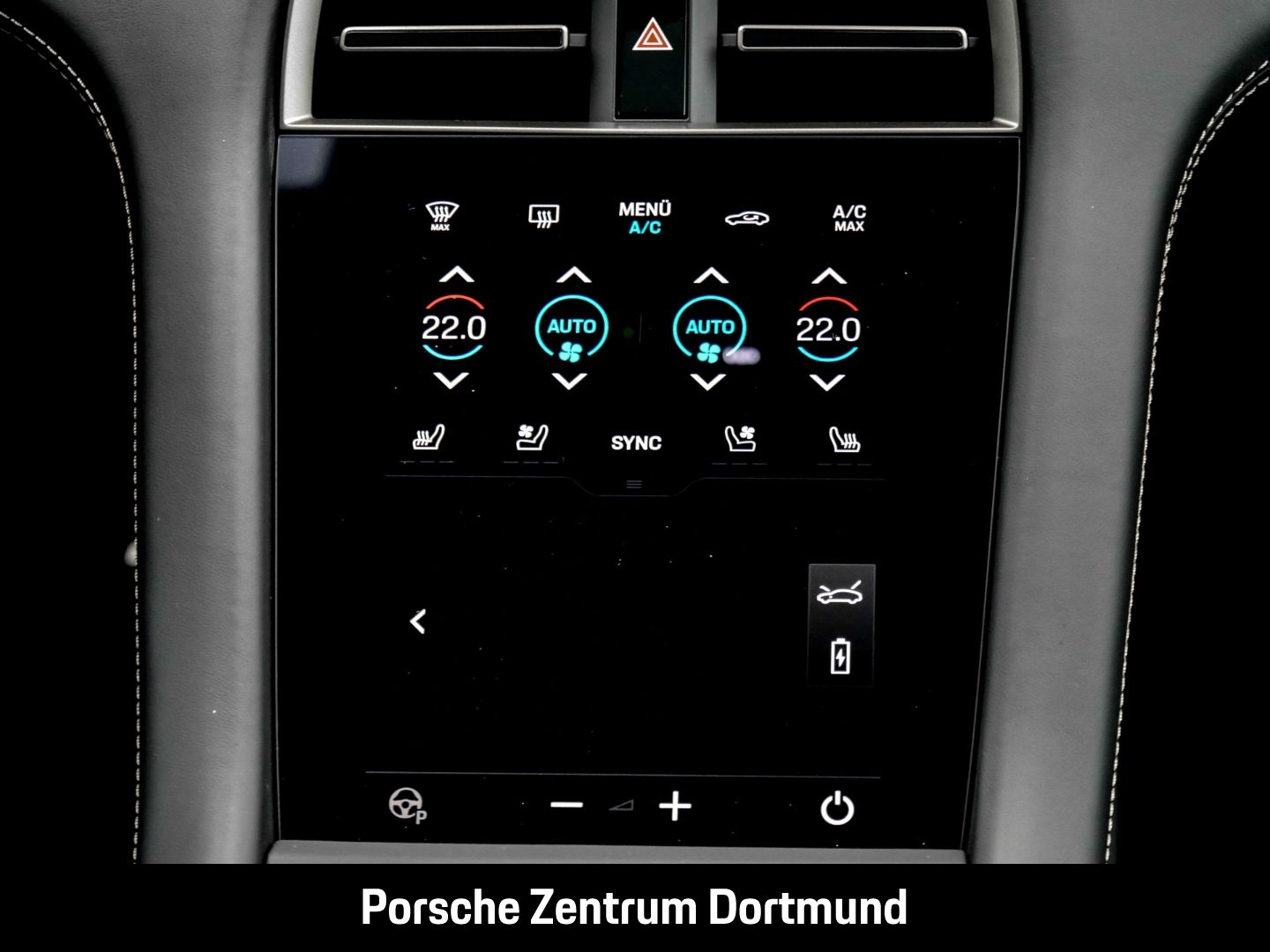 Porsche Taycan Turbo Surround-View LED-Matrix InnoDrive