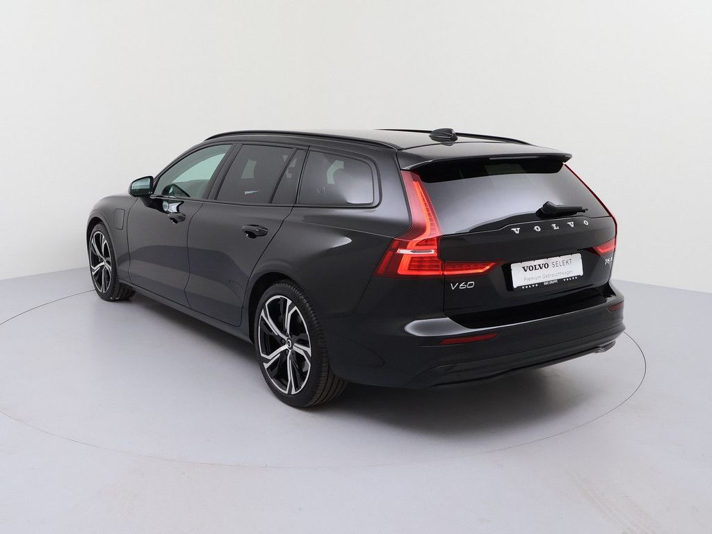 Volvo V60 T6 Plus Dark Recharge Plug-In Hybrid AWD LED