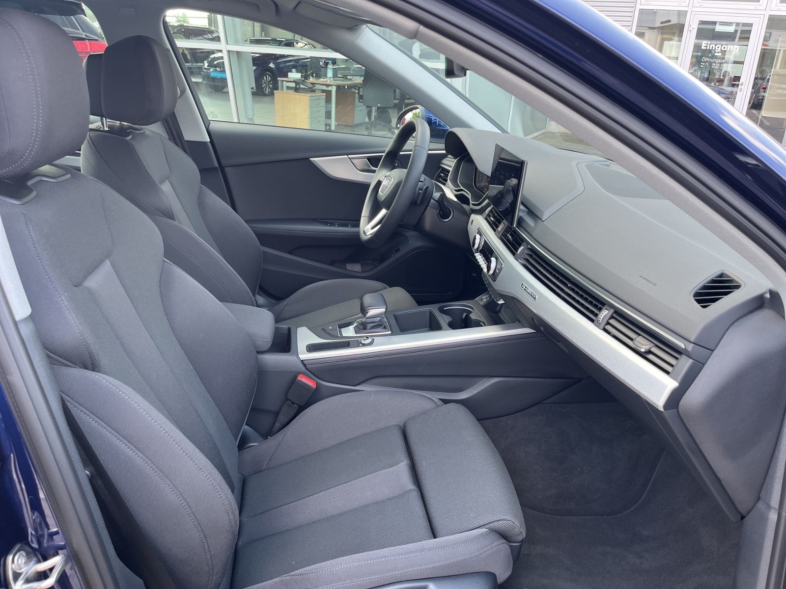 Audi A4 Limousine 40 TDI QUATTRO ADVANCED - Samsaru's Car Outlet