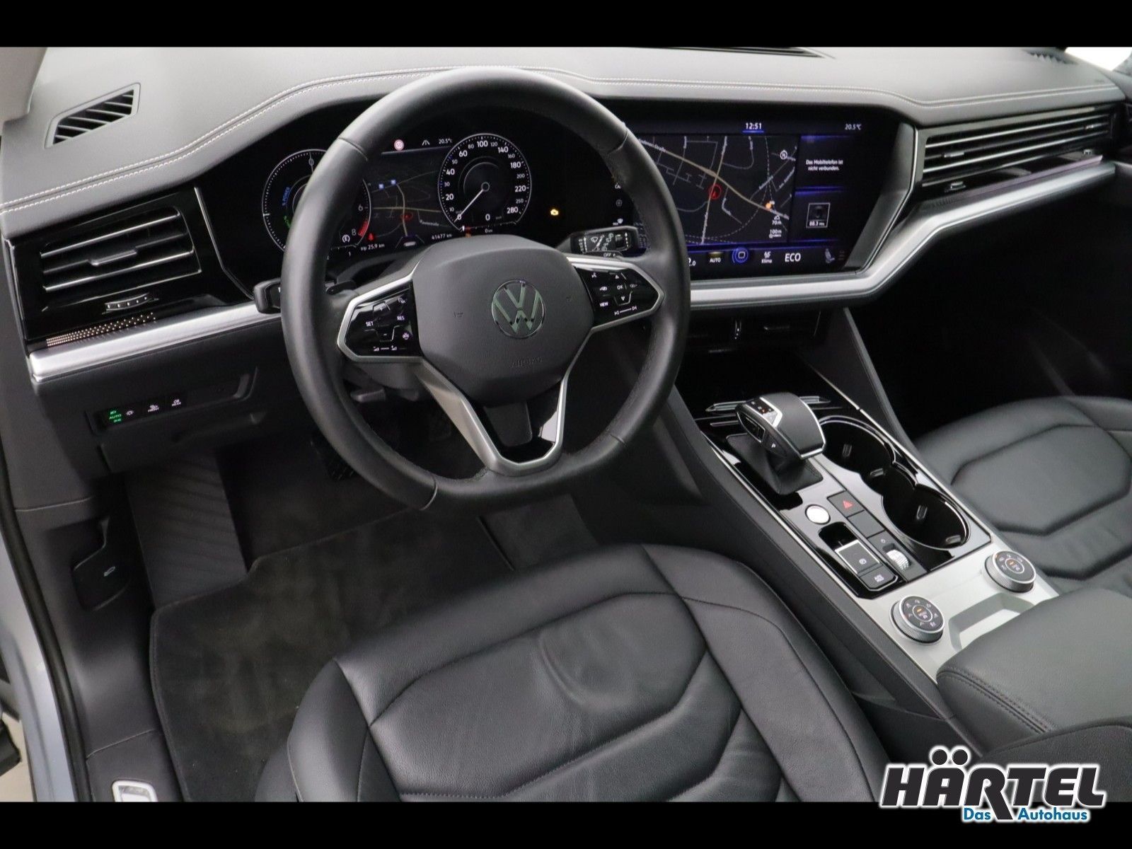 Volkswagen TOUAREG ELEGANCE EHYBRID 3.0 V6 TSI TIPTRONIC - Samsaru's Car Outlet