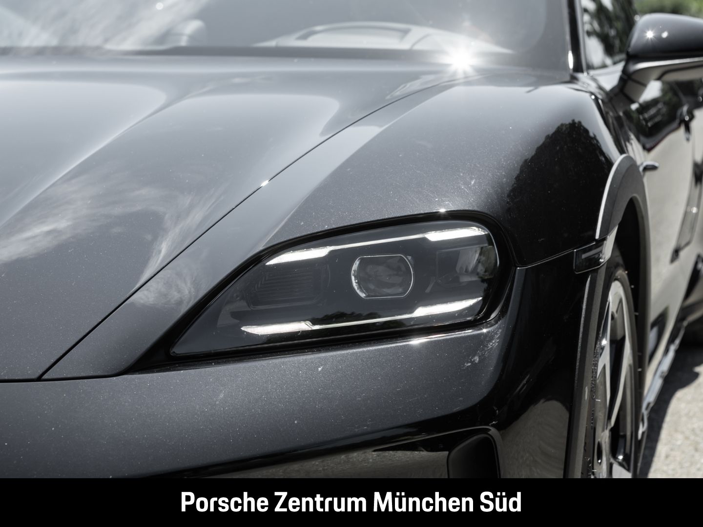 Porsche Taycan 4 Cross Turismo Surround-View InnoDrive