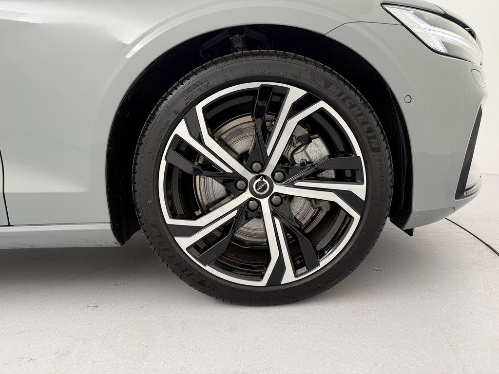 Volvo V60 Plus Dark Plug-In Hybrid ACC STANDHZ 360°