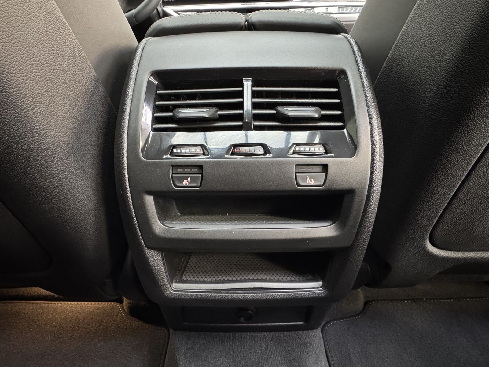 BMW X6 xDrive30d M Sport Pro - Samsaru's Car Outlet