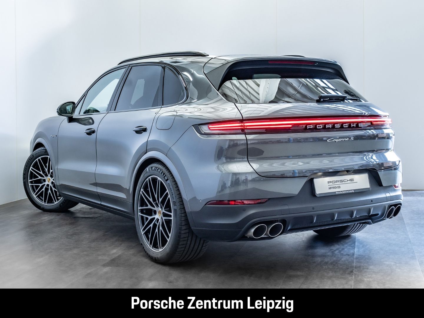 Porsche Cayenne S E-Hybrid AHK InnoDrive HeadUp Matrix