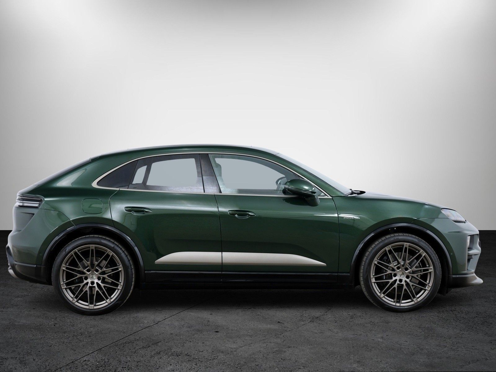 Porsche Macan Electric Turbo