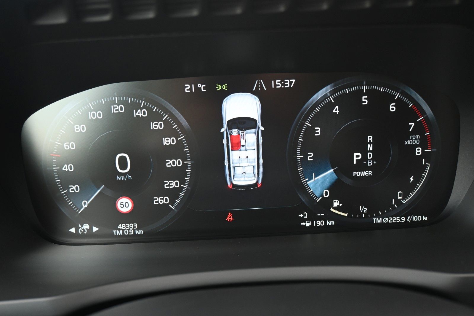 Volvo XC90 T8 Inscription - Samsaru's Car Outlet