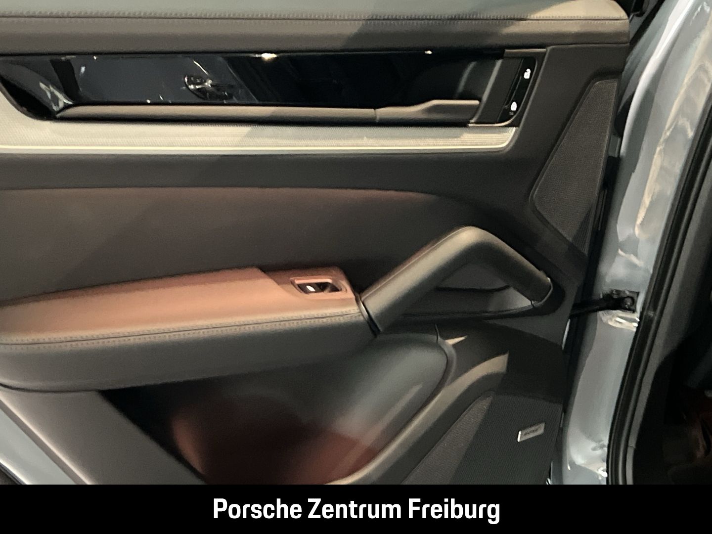 Porsche Cayenne E-Hybrid BOSE Panoramadach InnoDrive