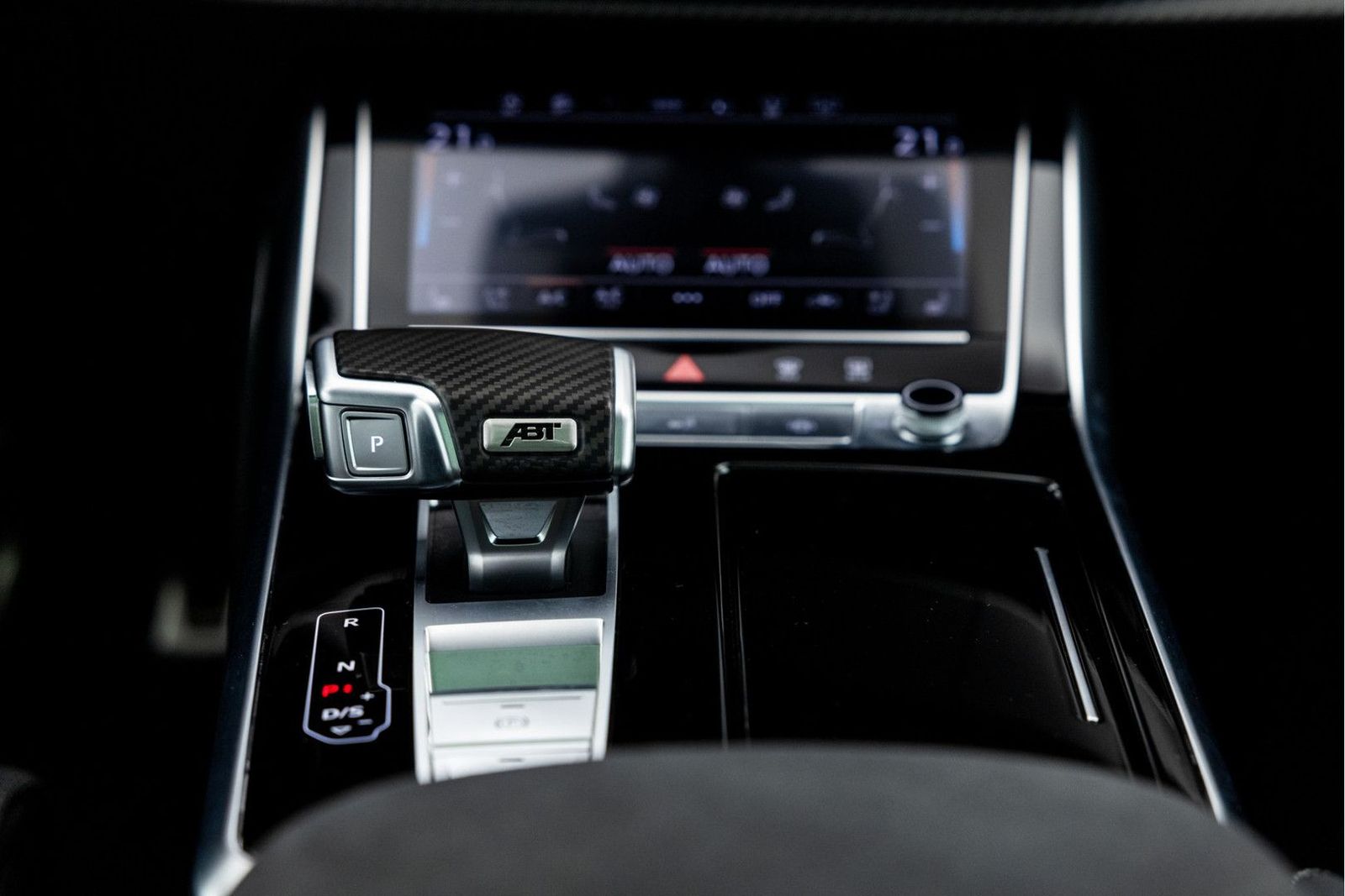 Audi RSQ8 4.0 TFSI 760 PK ABT Legacy Edition 1/125 |